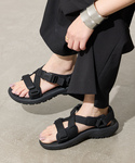 「Teva」 フラットサンダル 24cm アイ...の詳細画像3