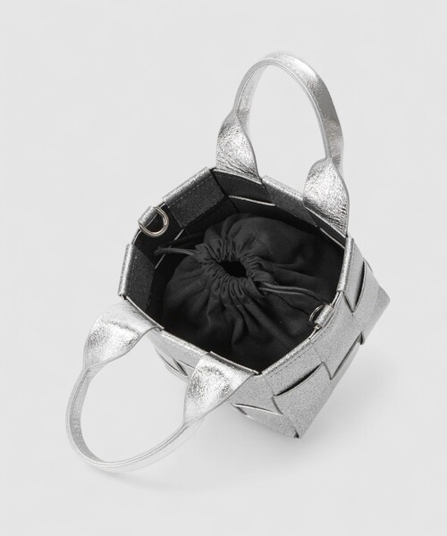 アナイ　メタリックバック　美品 ANAYI（アナイ）の「◇メタリックバッグ（バックパック/リュック