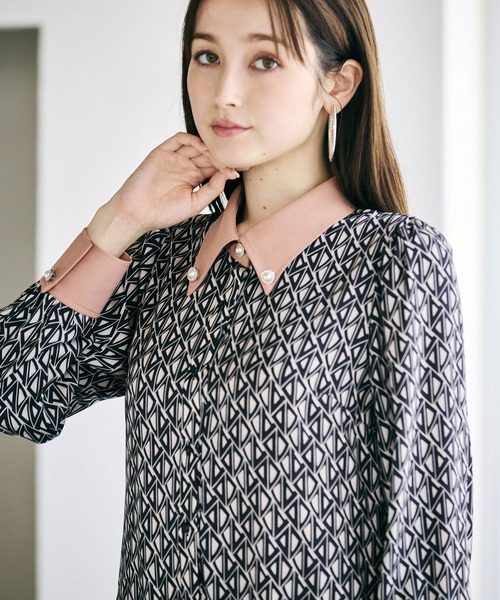 Audie a Muses（オーディア ミューズ） ワンピース ビジュー釦