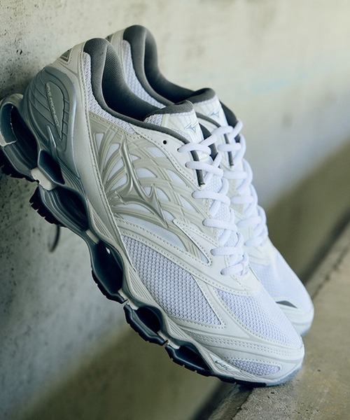 MIZUNO（ミズノ） スニーカー 「MUZUNO」WAVE PROPHECY LS メンズ