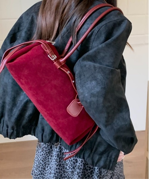 FINEnough ショルダーバッグ バッグ ベロアタッチハトメベルトボストン