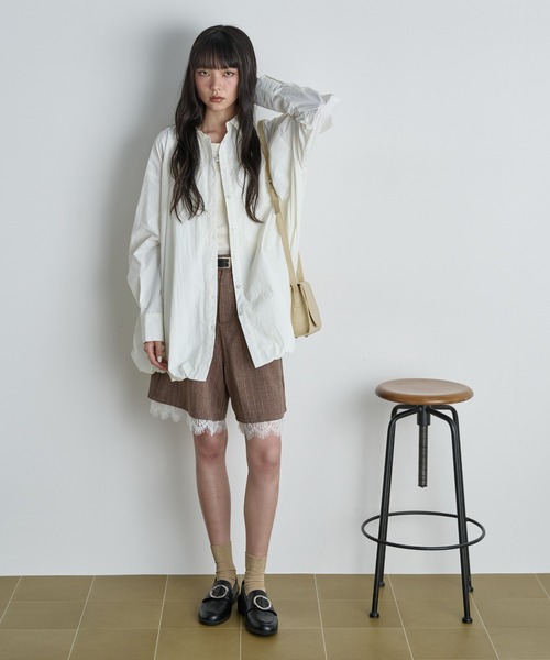 THE Yon パンツ レースレイヤードヘムピントライプタックフレア