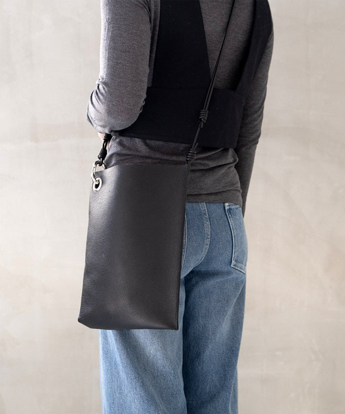 SENTI（センティ） ショルダーバッグ センティ / SHRINK LEATHER