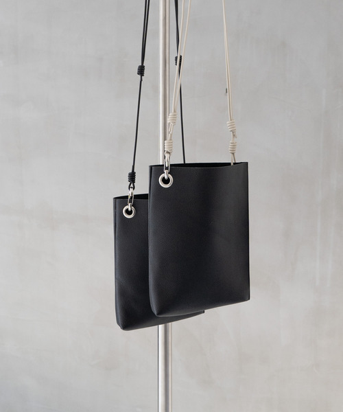 SENTI（センティ） ショルダーバッグ センティ / SHRINK LEATHER