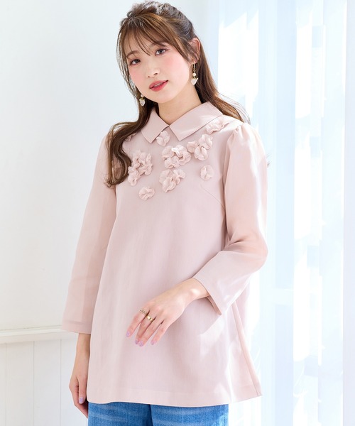 Rose Tiara（ローズティアラ） ブラウス シャツ フラワーモチーフ付き