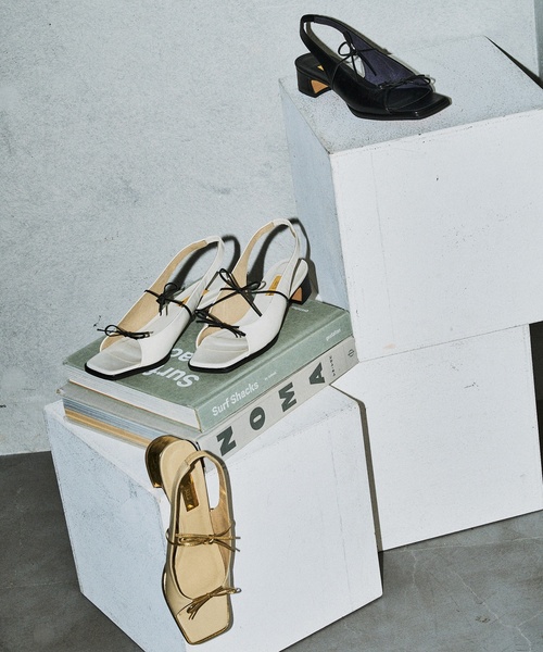 LE TALONレザーWナローリボンサンダル LE TALONレザーWナローリボンサンダル - メルカリ