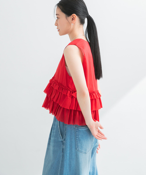 新品タグ付き ノースリーブフリルブラウス 黒 ブラック アーバンリサーチ 完売 URBAN RESEARCH ブラウス シャツ ノースリーブフリルブラウス