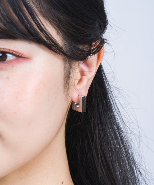 【男女兼用】Tom Woodトムウッドスクエアフープススモールピアス 楽天市場】TOMWOOD トムウッド ピアス Square Hoops Small