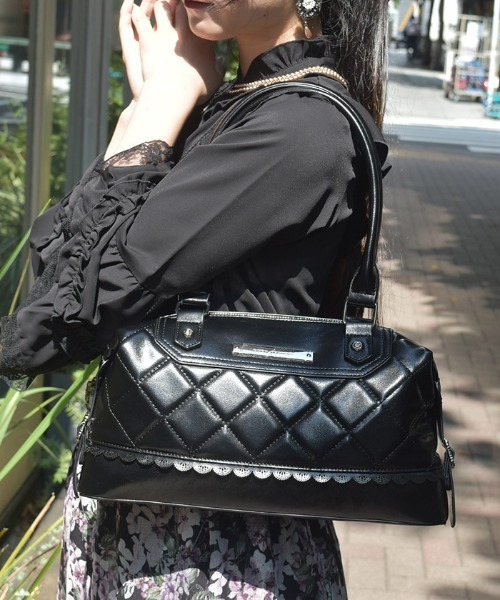 キルティング ボストンバッグ Ｍ axes femme（アクシーズ ファム） ボストンバッグ キルティング