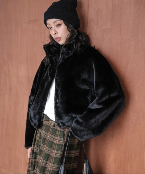 タグ付属★極美品★セオリー★ショートノーカラーファーブルゾン★シュガーピンク セール】【 5COLOR 】ノーカラーショートフェイクファーコート エコ