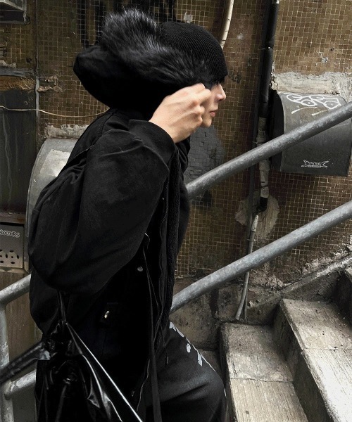 COSYHARU（コシハル） ブルゾン アウター フェイクファークロップド