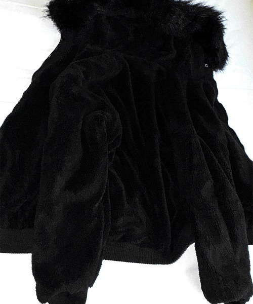 COSYHARU（コシハル） ブルゾン アウター フェイクファークロップド