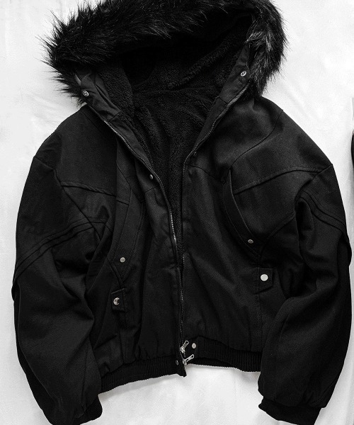 COSYHARU（コシハル） ブルゾン アウター フェイクファークロップド