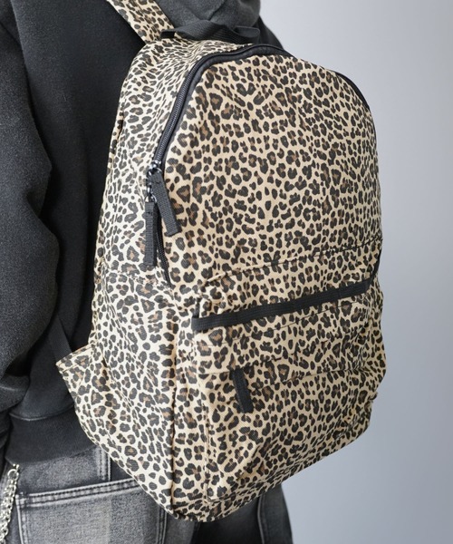SPINNS（スピンズ） デイバック リュック レオパード柄バックパック