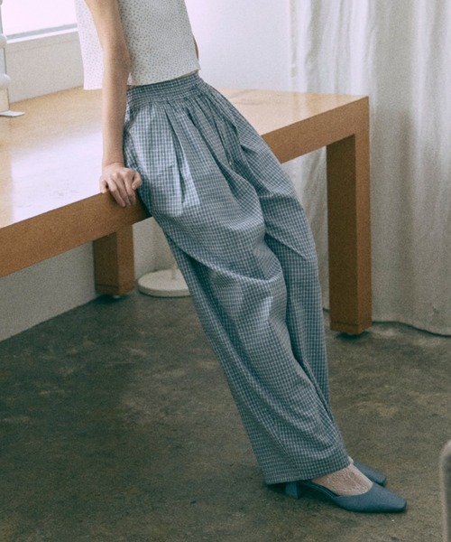 ワイドパンツ パンツ Airy Check Tuck Easy-Pants レディースの画像