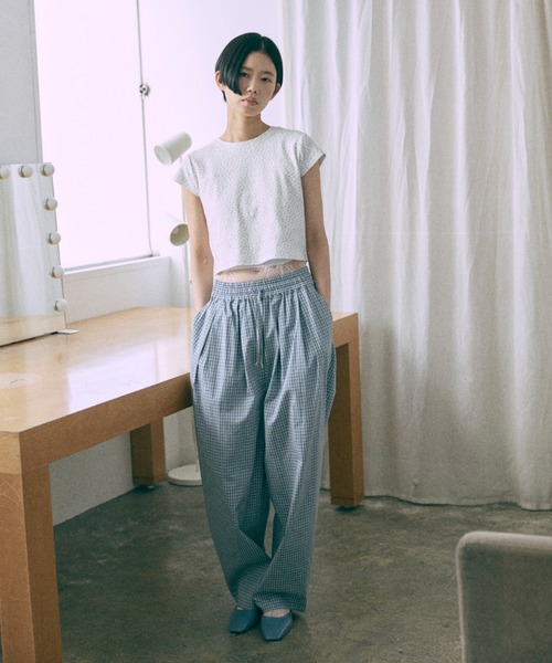 ワイドパンツ パンツ Airy Check Tuck Easy-Pants レディースの画像