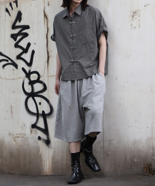 ワイドパンツ スウェットパンツ ジャージ 「MADE IN KOREA」タック スウェット バギーショーツ/TUCKED SWEAT BAGGY SHORTS メンズ レディース | ブランド登録なし | 12