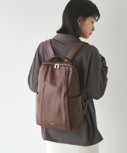 russet デイバック リュック 「約13リットル/590g/背面メッシュ