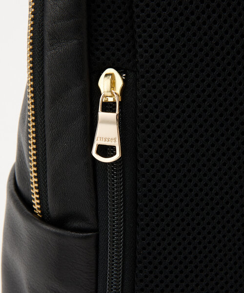 russet デイバック リュック 「約13リットル/590g/背面メッシュ