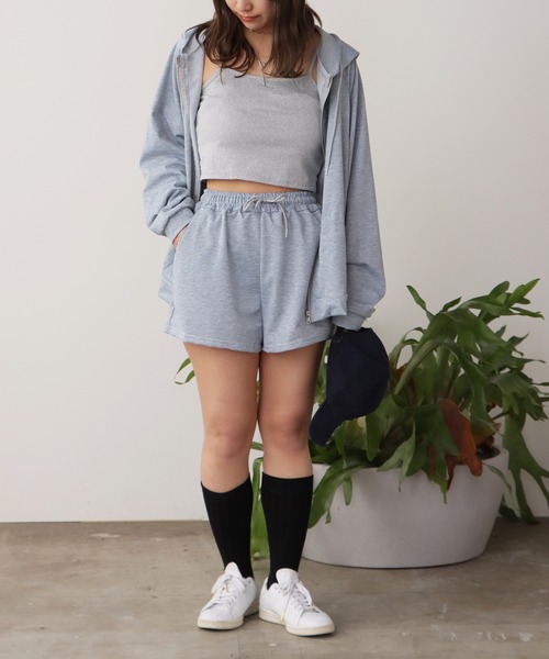 ROOP TOKYO セットアップ パーカー＆キャミソール×ショートパンツ