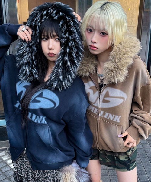 A'gem（エージェム） パーカー A'GEM/9 × .kom ファー付加工ジップ