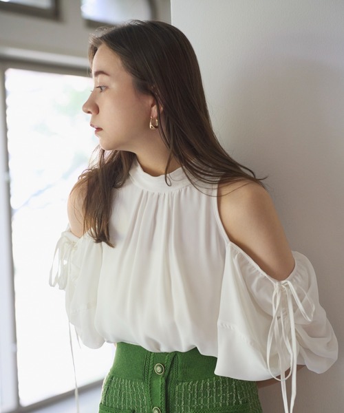 「SNIDEL」 半袖ブラウス ONE SIZE ベージュ レディースの画像