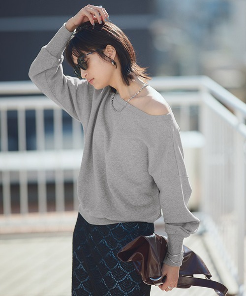 yori コットン ダブルフレア クルーネック スウェット トレーナー