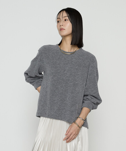 K．T キヨコ タカセ（K．T KIYOKO TAKASE）/ウールブークレー スヌード付きプルオーバー K.T KIYOKO TAKASE（K.T キヨコ タカセ） tシャツ ウールブークレー