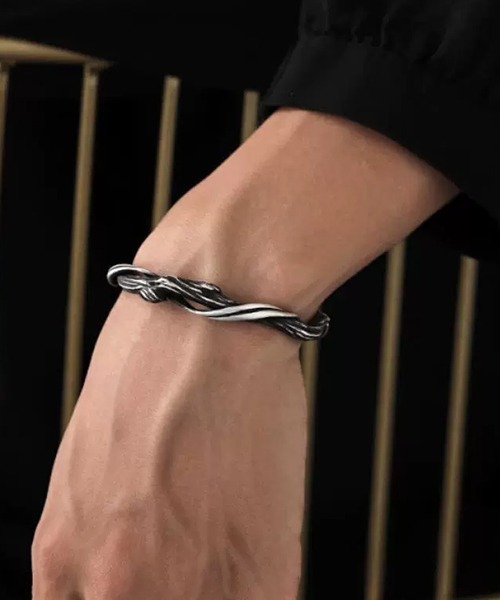 VIBGYOR バングル シルバーツイストブレスレット/バングル/メンズ(T3