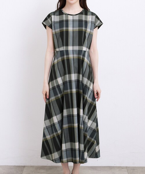 【新品】現行品人気　ワンピース半袖チェック110 grove（グローブ） ワンピース 半袖 「低身長さんも選べる着丈」ビッグ