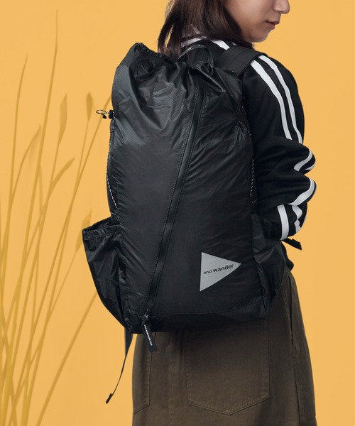 and wander（アンドワンダー） デイバック リュック sil daypack