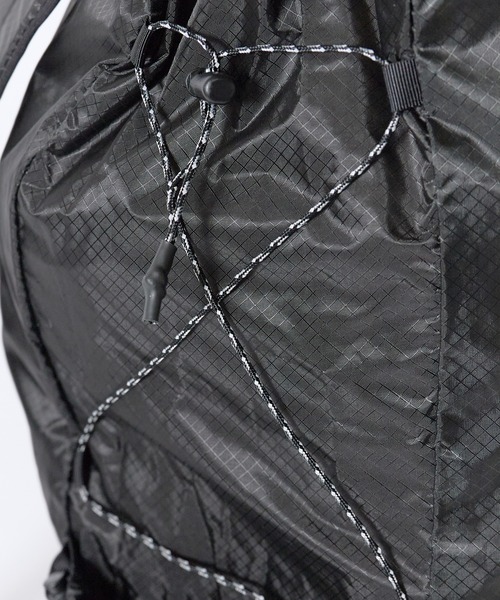 and wander（アンドワンダー） デイバック リュック sil daypack