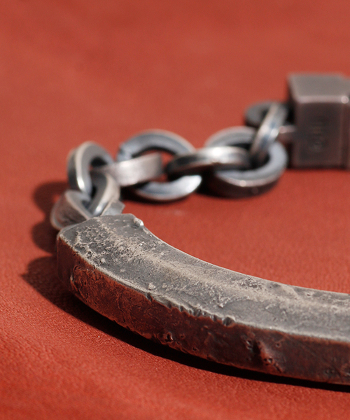 ブレスレット GILD / ギルド / Roughness texture half bangle bracelet ラフネス テクスチャー ハーフ ブレスレット GILD ギルド Roughness texture half bangle bracelet ラフネス テクスチャー ハーフ G171