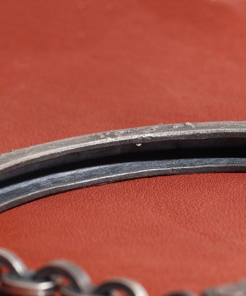 ブレスレット GILD / ギルド / Roughness texture half bangle bracelet ラフネス テクスチャー ハーフ ブレスレット GILD ギルド Roughness texture half bangle bracelet ラフネス テクスチャー ハーフ G171