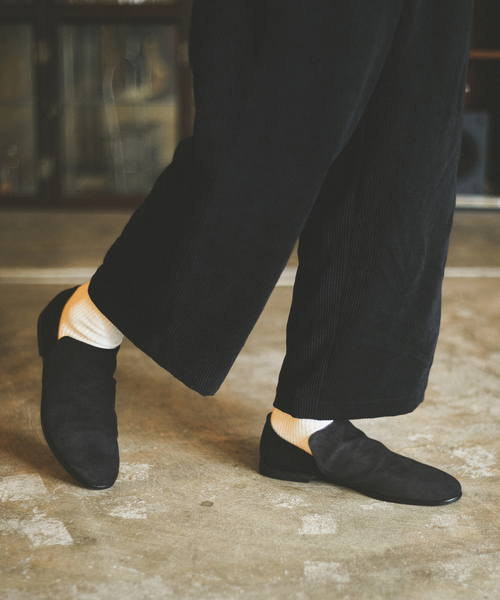 人気満点 スリッポン レザースリッポン ミンク型押し 配送員設置送料無料 Artrwanda Rw