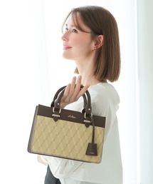 Clelia（クレリア） ハンドバッグ 「Belle/ベェル」スクエアバッグ