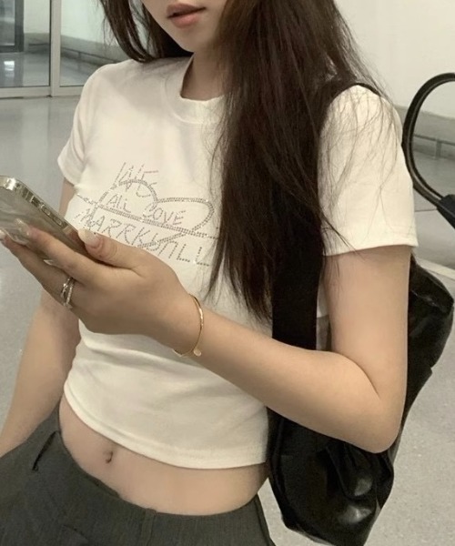格安SALEスタート!の商品をすべて LADY LIKE tシャツ 「新色追加」ラインストーンハートロゴ トップス
