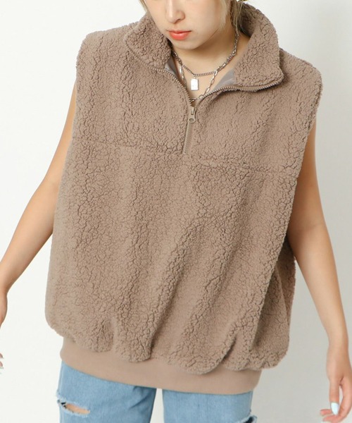 ３日迄限定Sale❗️美品⭐️イタリア製シープボア　ジレベスト ベスト ジレ 「ボア×ハーフZIP」レディース ボアスタンドベスト 体型