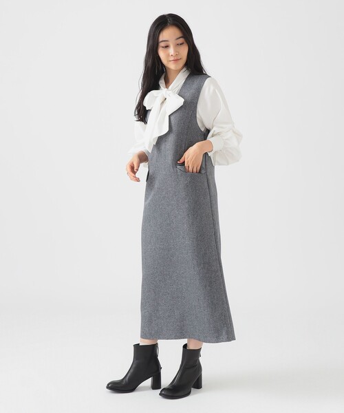 B：MING by BEAMS（ビーミング by ビームス） ワンピース Vネック