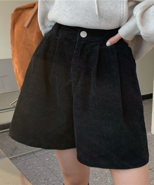 cammie パンツ タックフレアショートパンツ レディース : ZOZOTOWN