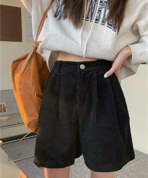 cammie パンツ タックフレアショートパンツ レディース : ZOZOTOWN