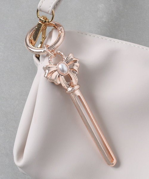 Kaya ♦︎アメジスト・マザーオブパールフラワーカービングチャーム S473 月の魔法に導かれる恋月の雫 マザーオブパール ピンクシェル