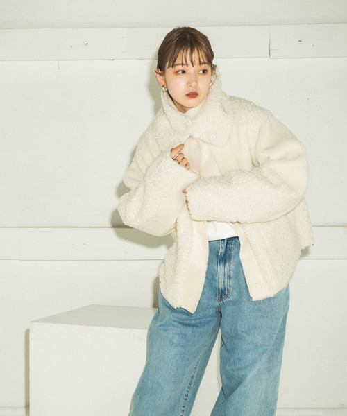 KBF（ケービーエフ） ノーカラージャケット ONE ホワイト系その他