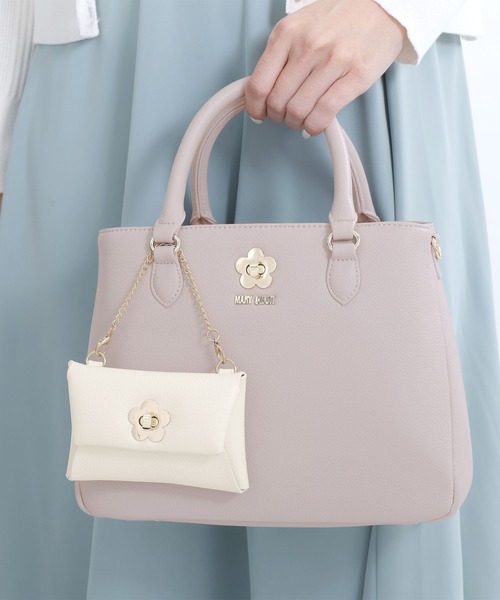 MARY QUANT（マリークヮント） ポーチ マリークワント ターンロック