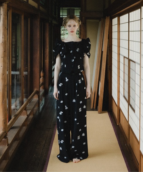 パンツドレス Petal Embroidery Setup Pants Dress