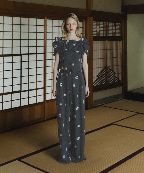 et.UNiVER パンツドレス Petal Embroidery Setup Pants Dress