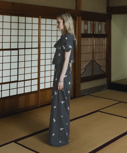 パンツドレス Petal Embroidery Setup Pants Dress