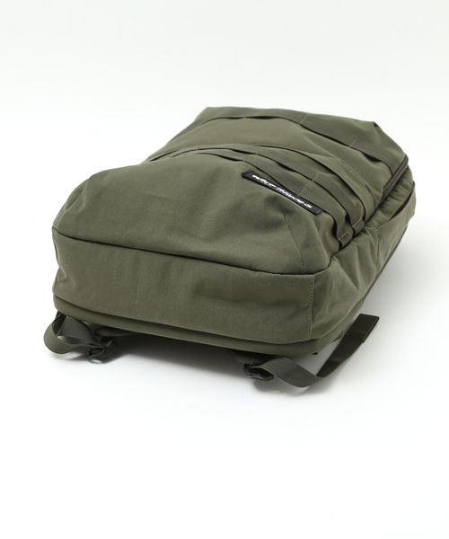 【WILD THINGS】 ビジネスリュック バックパック　13L ベージュ WILD THINGS リュックサック ワイルドシングス ビジネスバッグ