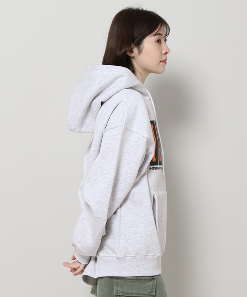 パーカー 「UNISEX」ISTKUNST／5スターロゴ フーディー（裏起毛）　2984132 レディース メンズ ISTKUNST パーカー 「UNISEX」ISTKUNST／5スターロゴ フーディー