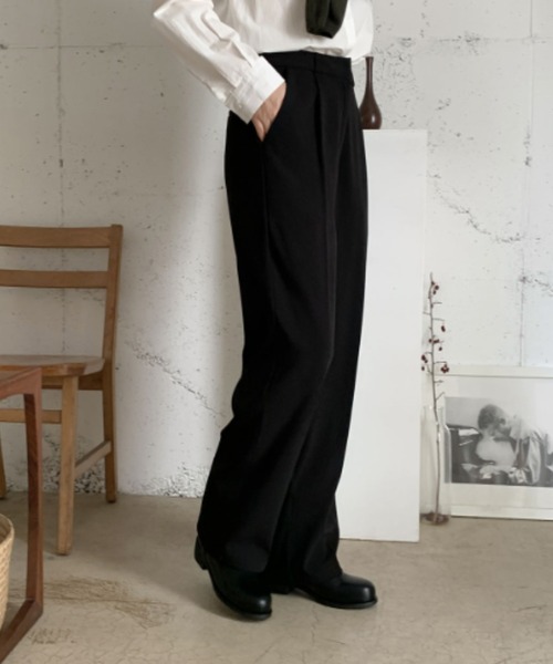 N.s スラックス パンツ 何本も欲しくなるタックセミワイドパンツ